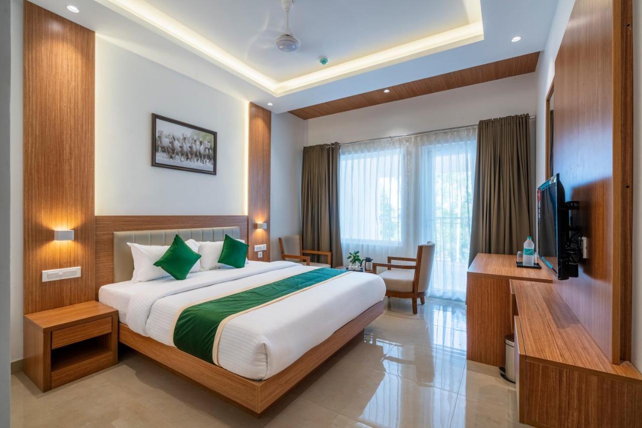 Kochi Hotel Panoramic מראה חיצוני תמונה