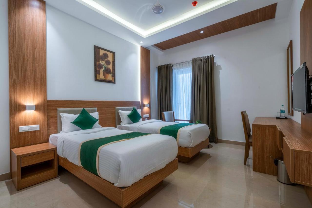 Kochi Hotel Panoramic מראה חיצוני תמונה